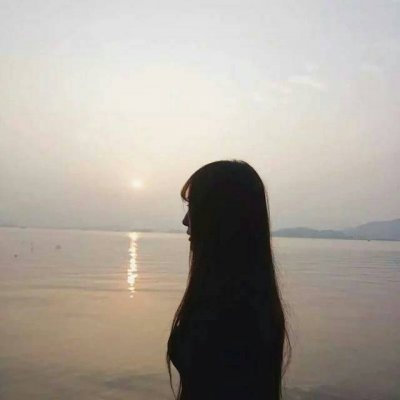 扣扣头像情侣吹泡泡5