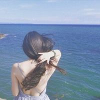悲伤好看头像女生背影图片6