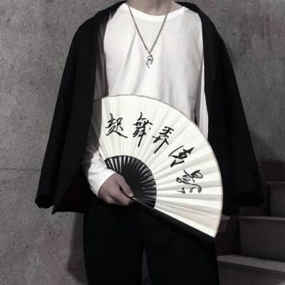微信帅气好看头像12