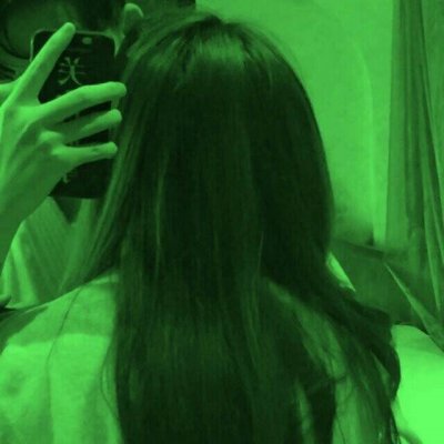 男生黑色扇子头像3