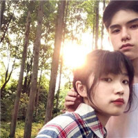 孤独伤感黑白头像男生背影8