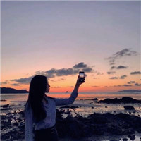 春节女孩卡通微信头像3