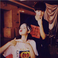 墨镜女头像可爱卡通女生5