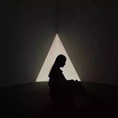他来自未来头像9