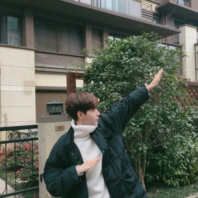 你以为这个头像是12