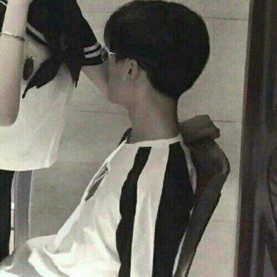 个性头像绑辫子男10