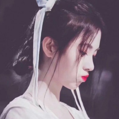 好看头像动漫吃糖4