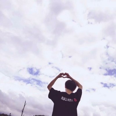 好看锁骨女头像欧美2