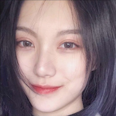 比心长发美女头像图片动漫2