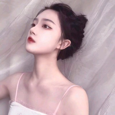 动漫黑白头像情侣不明显发色4