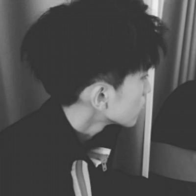 哪些肖战图片可以做头像3