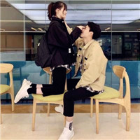个性头像欧美黑白亲吻6