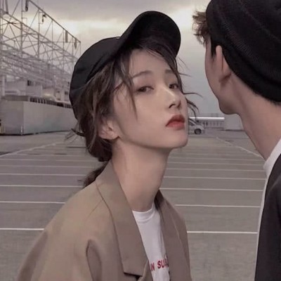 爱因斯坦头像女搞怪2