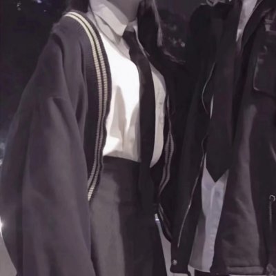 女生头像动漫长发忧郁4