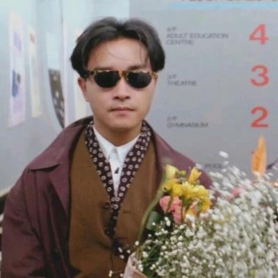 男人灰色头像图片3