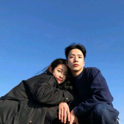 女生戴帽子头像侧面6