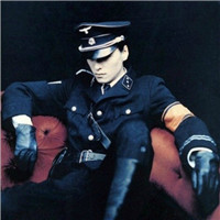 眉头刀疤的漫画头像8