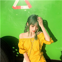 外国美女秋天头像图片高清4