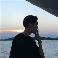 带字QQ头像图片女生背影唯美9