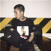 粉色系唯美动漫女生头像5