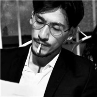 戴眼镜冷漠女头像卡通10